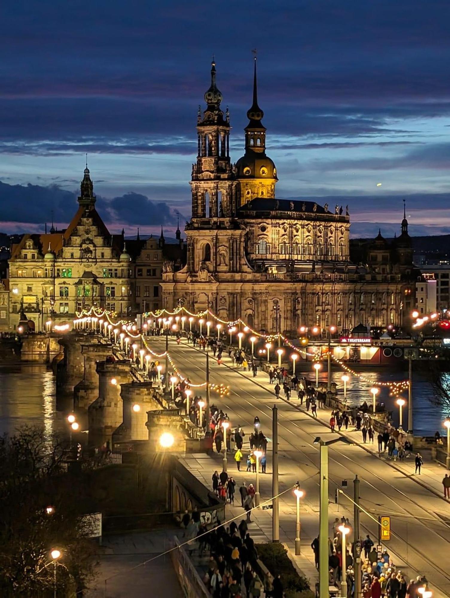 Villarina Dresden Bagian luar foto