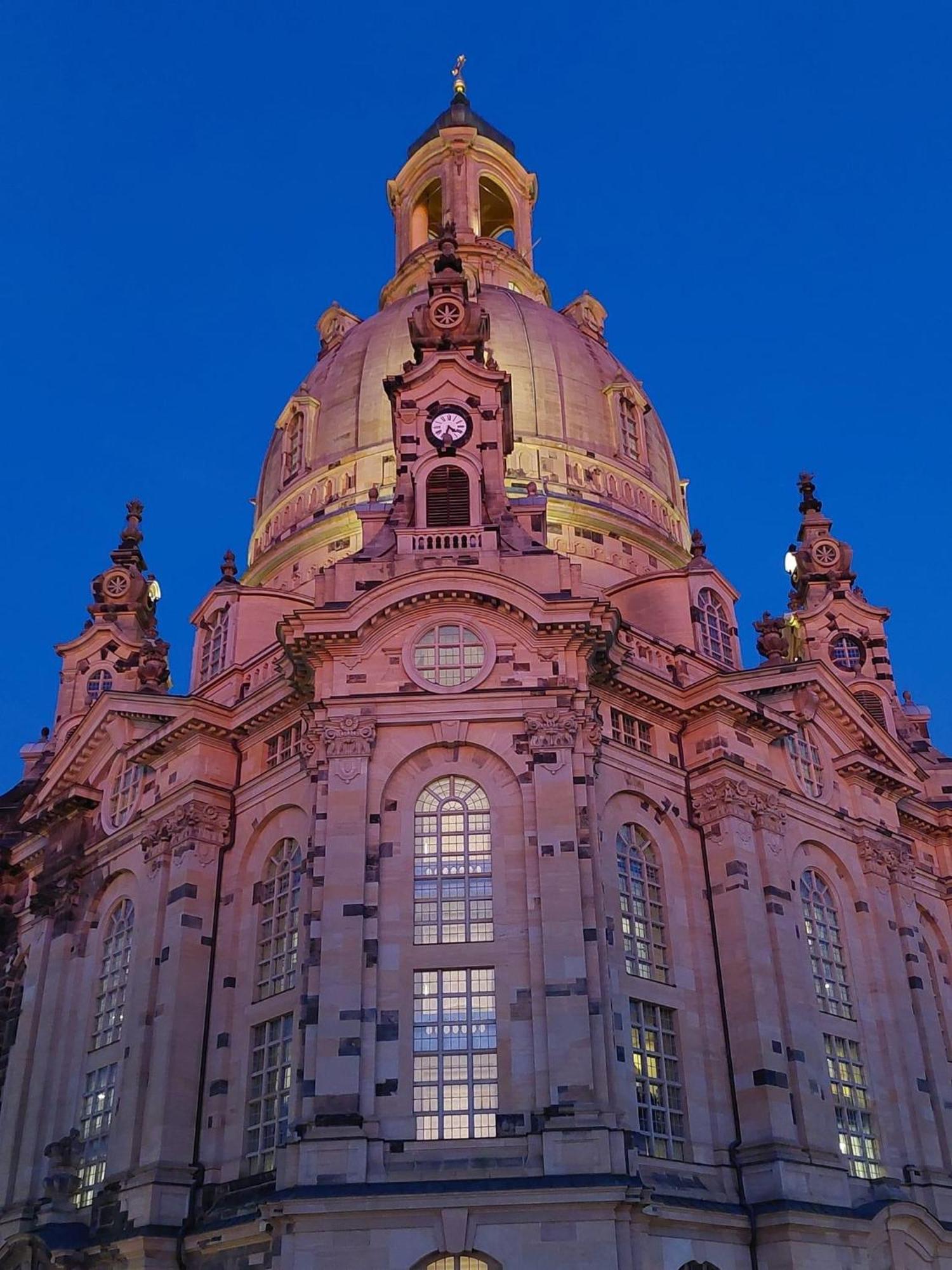 Villarina Dresden Bagian luar foto