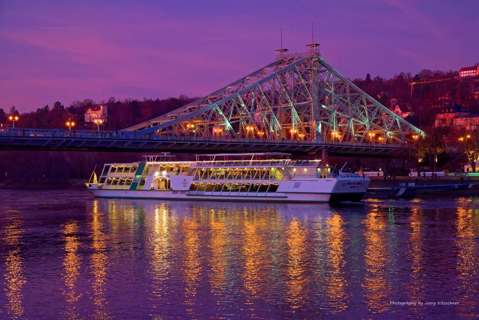 Villarina Dresden Bagian luar foto
