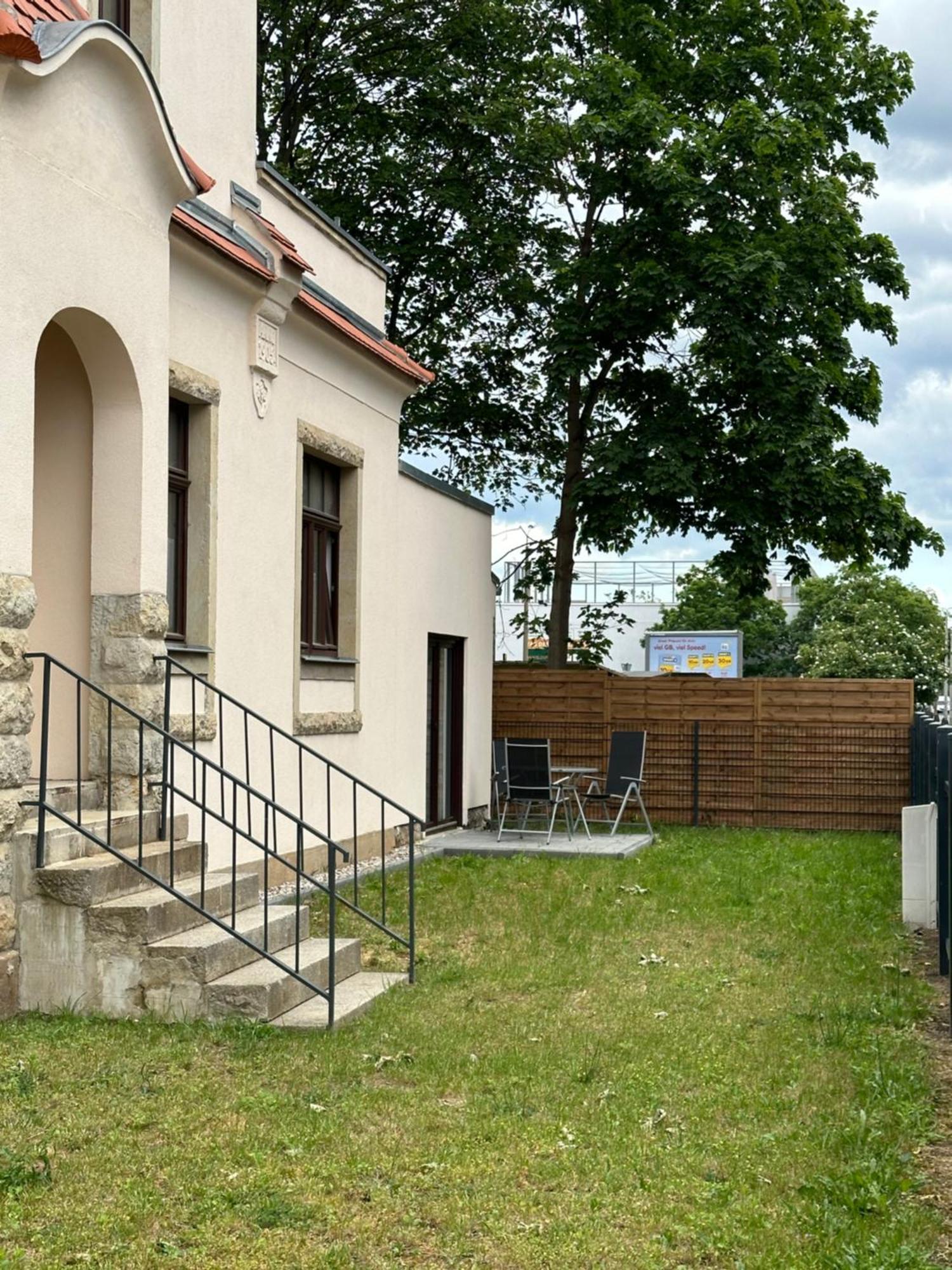 Villarina Dresden Bagian luar foto